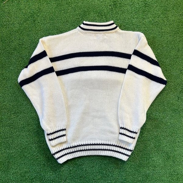 Vintage sport land White Knitted Sweater with Black Stripes 