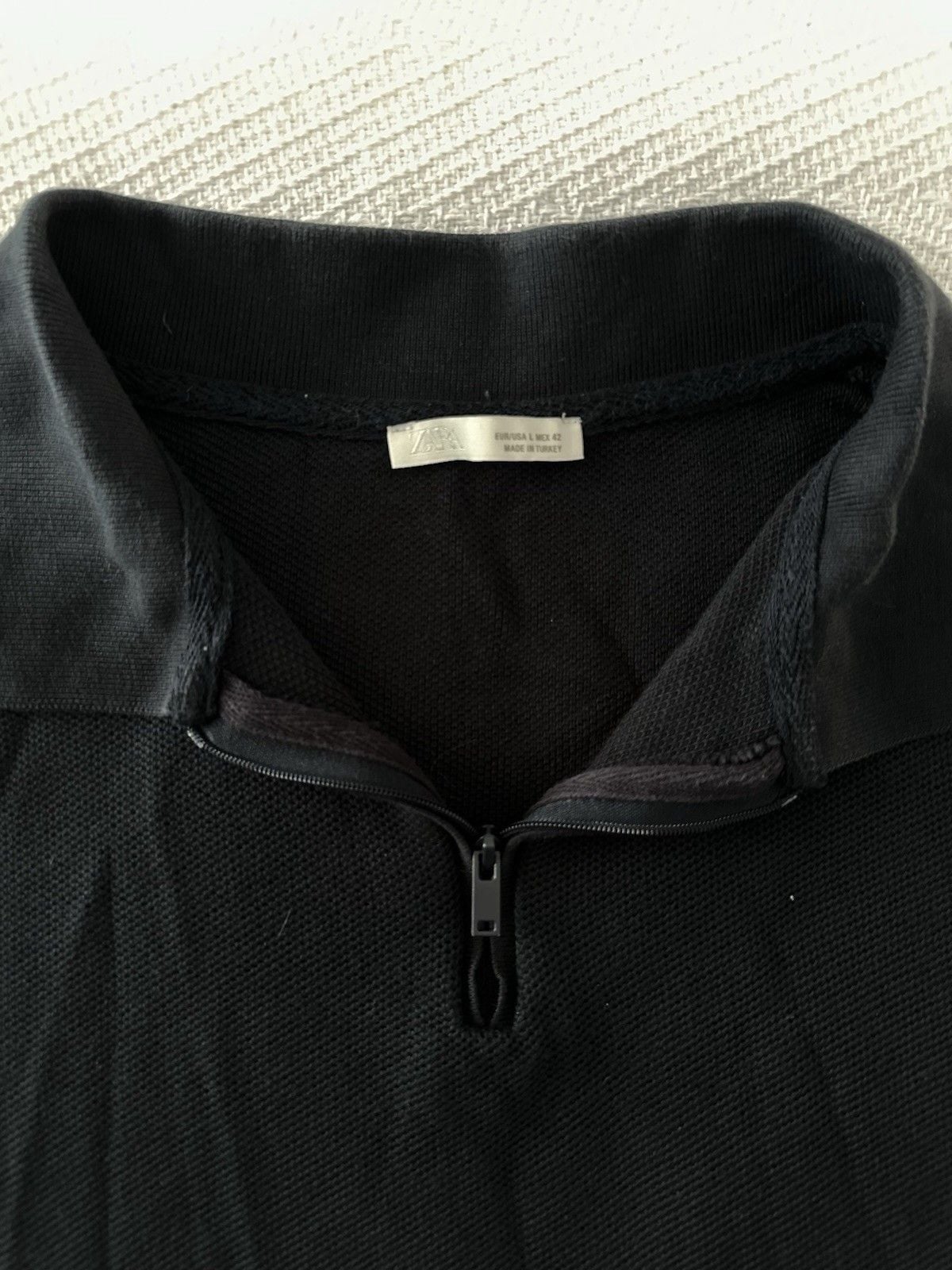 Zara Men Textured Short Sleeve Zip Polo Shirt Black Size M/L 3
