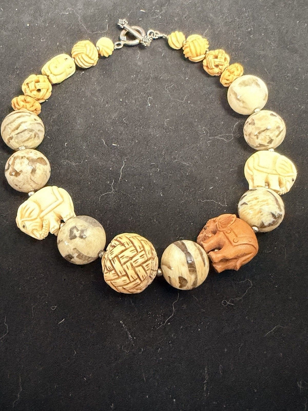 Vtg Chunky Artisan Bobe Carved Elephant & Fossil Stone Statement Necklace -Boho 11
