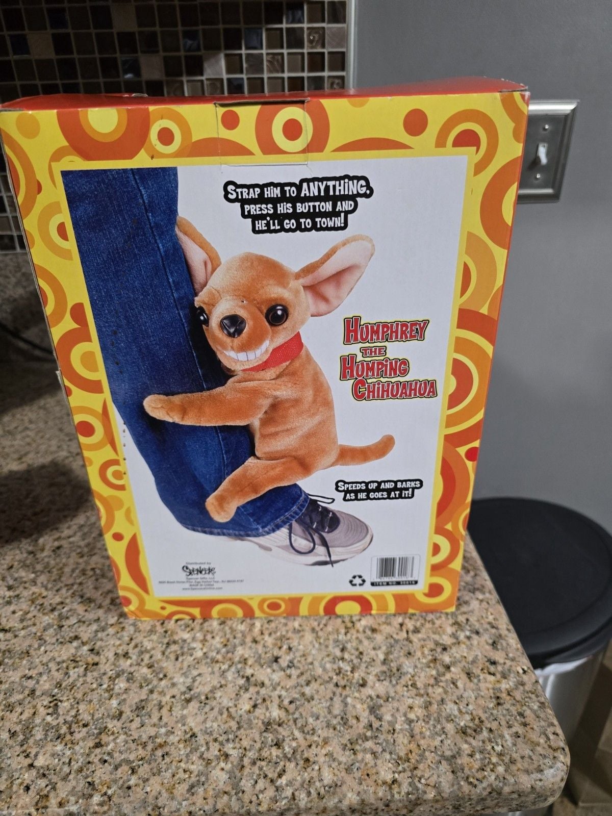 "Humphrey The Humping Dog" Chihuahua Novelty Animated Toy Gemmy New In Box. 3