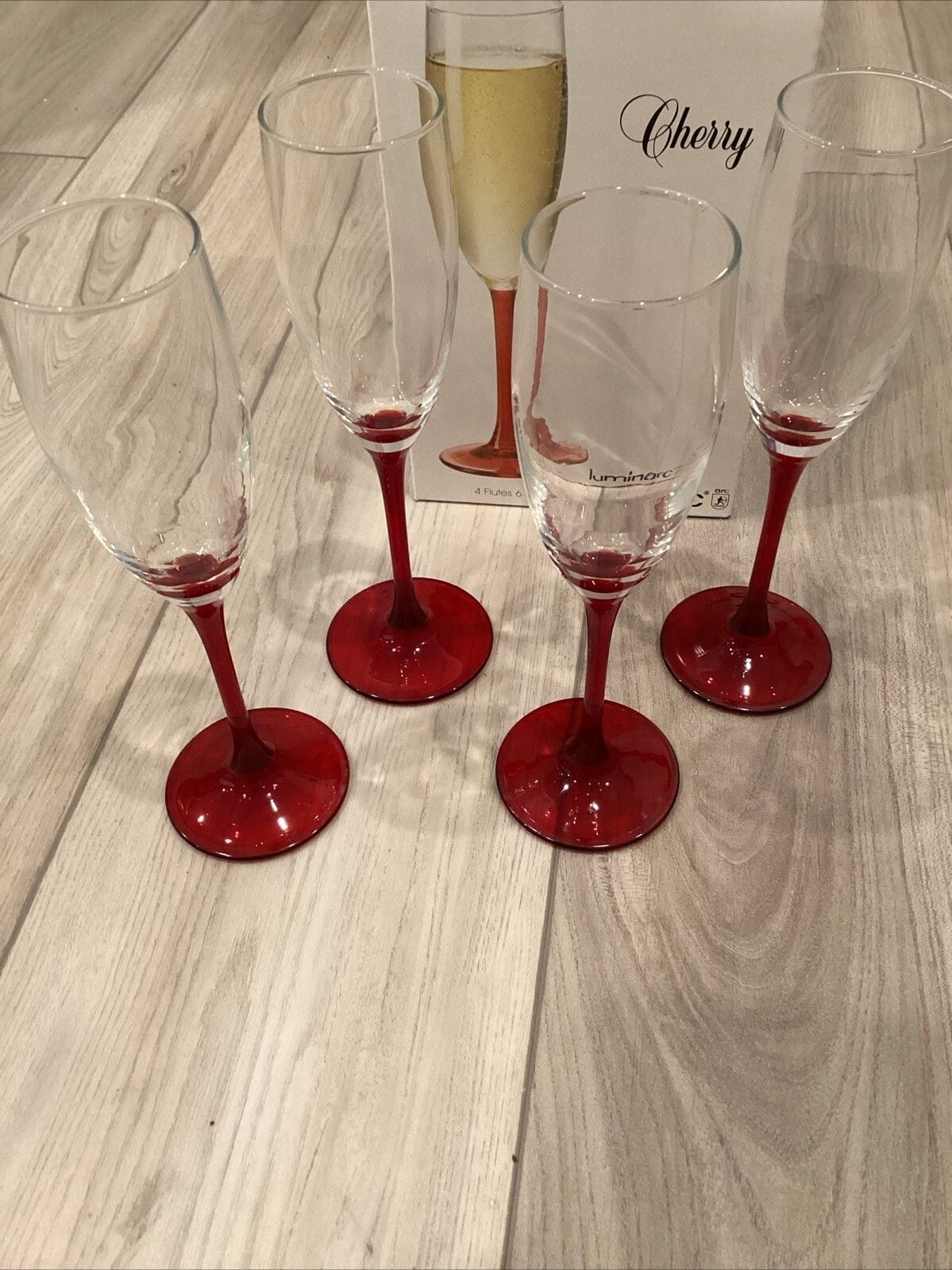 LUMINARC “Cherry” Champagne Flutes Set of 4 6 OZ Glasses France BRAND NEW 2