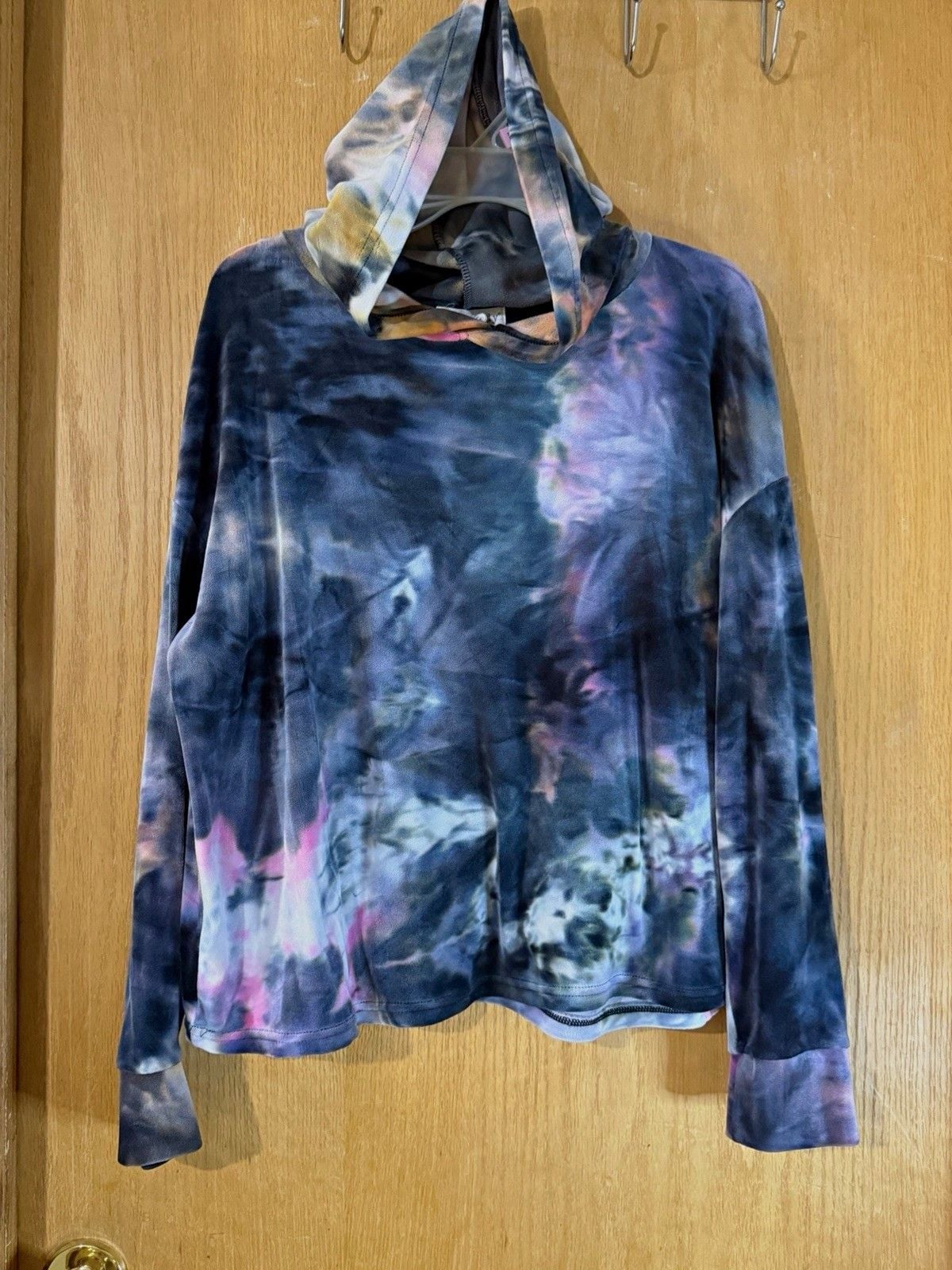 Eye Candy velvet Women's 2XL Tie-Dye Pullover Hoodie Multicolor Long Sleeve 2