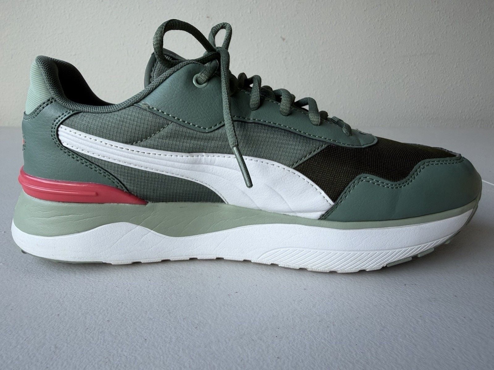 PUMA Women’s SoftFoam+ Low Top Lace-Up Sneakers Green White Pink 3