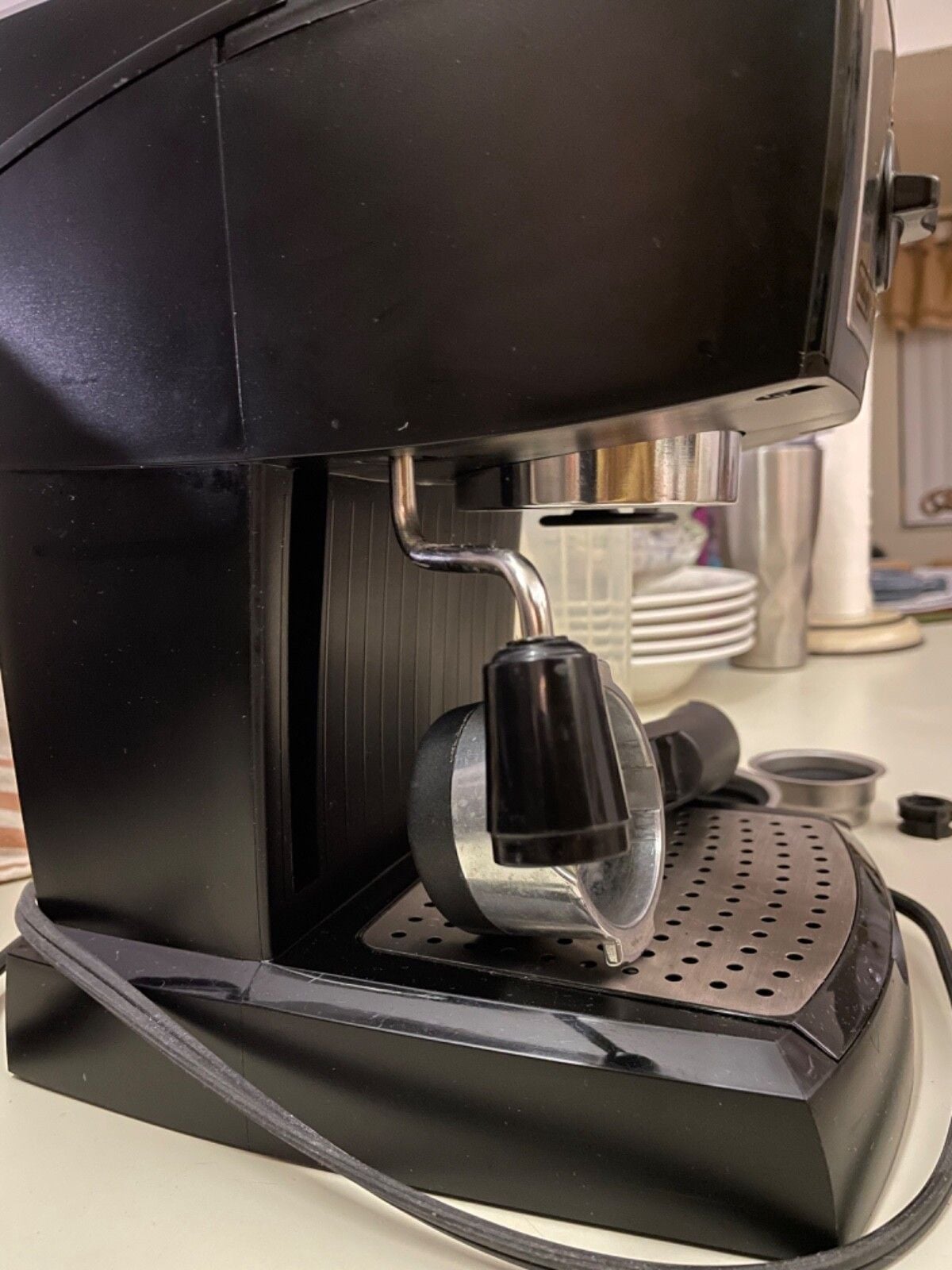 DeLonghi Espresso Machine 4