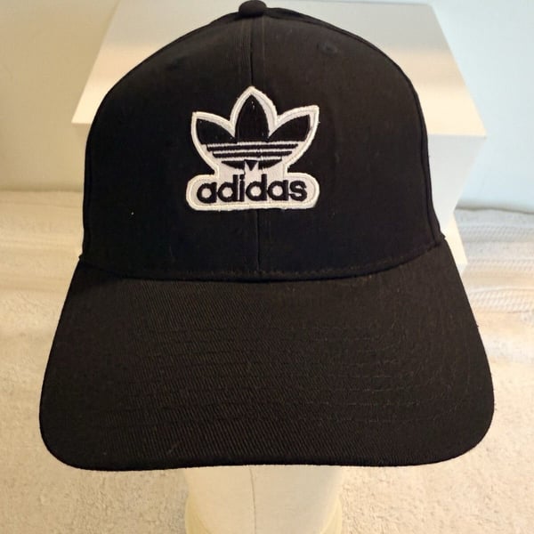 Black Baseball Hat OSFA w/Adidas Iron On Patch Snapback Cap Great Condition!
