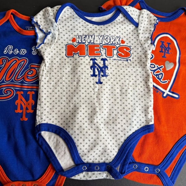 MLB Genuine Merchandise New York Mets Logo Bodysuit 3-Piece Set 0-3M