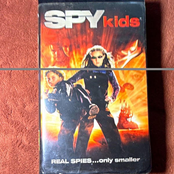 Dimension Home Video Spy Kids VHS NTSC PG 2001 Robert Rodriguez Banderas