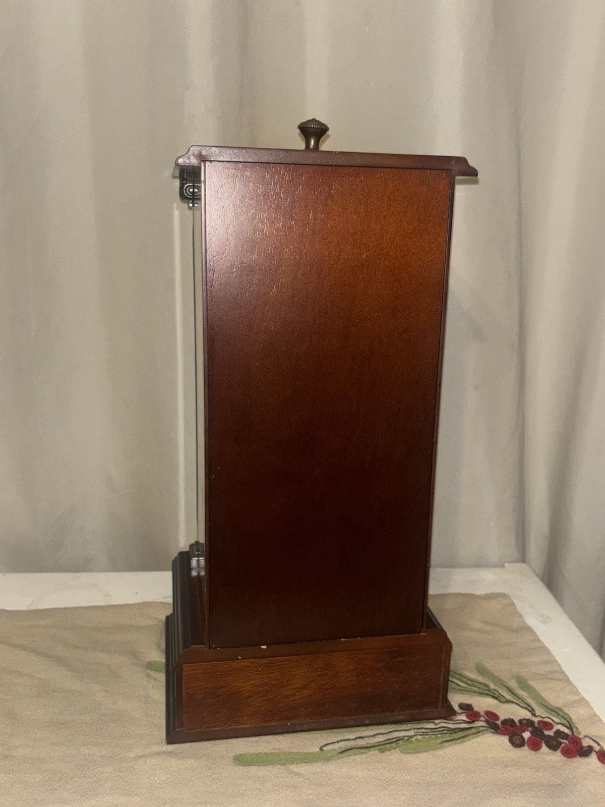 Vintage Bombay Company Rotating Jewelry Box Chest Case Organizer Necklace 18" 4