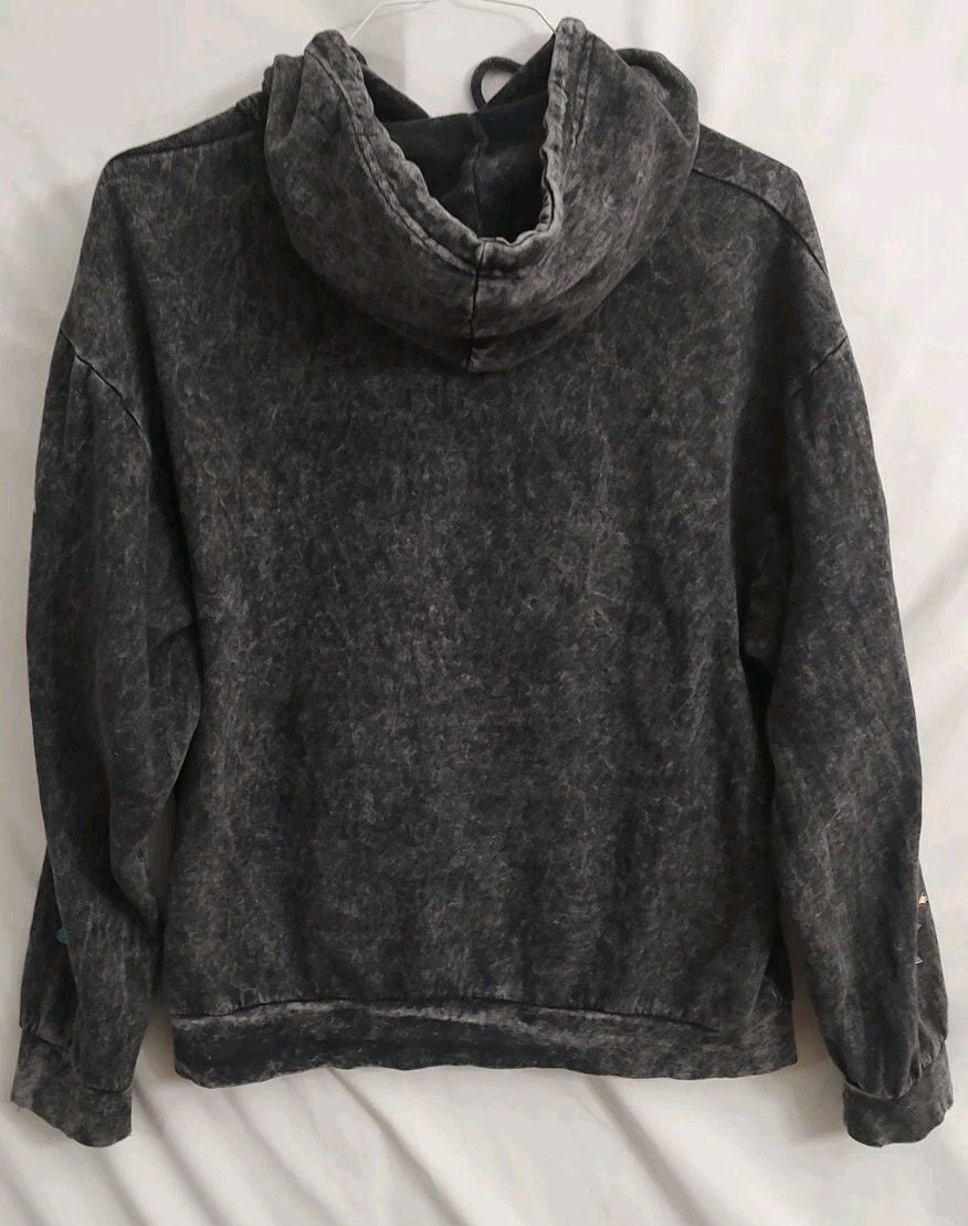 Product thumbnail 4