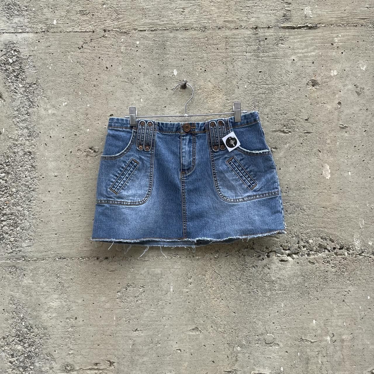 2000s denim mini skirt 9