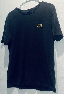 Oakley Medium Big Spell Out In Golden Yellow On Black Tee Surfing Hiking Summer 4
