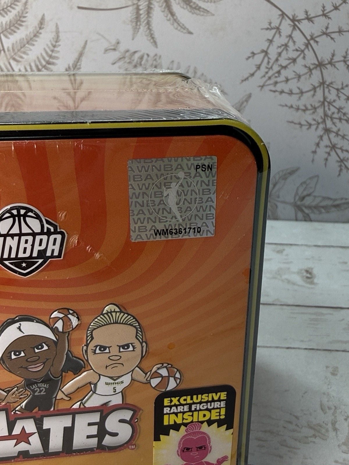 Party Animal WNBA Collector Tin Set Arena Display Exclusive Pink Ice TeenyMate 5
