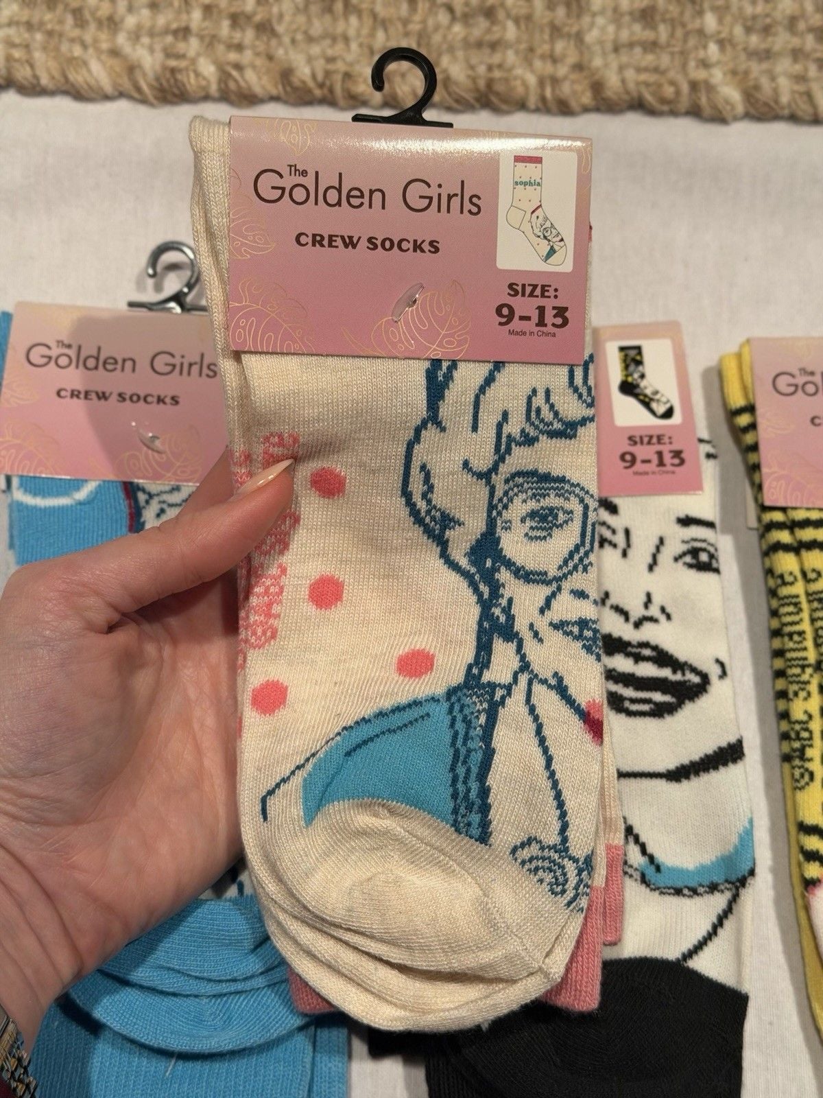 VIRAL The Golden Girls Crew Socks Set of 4 2