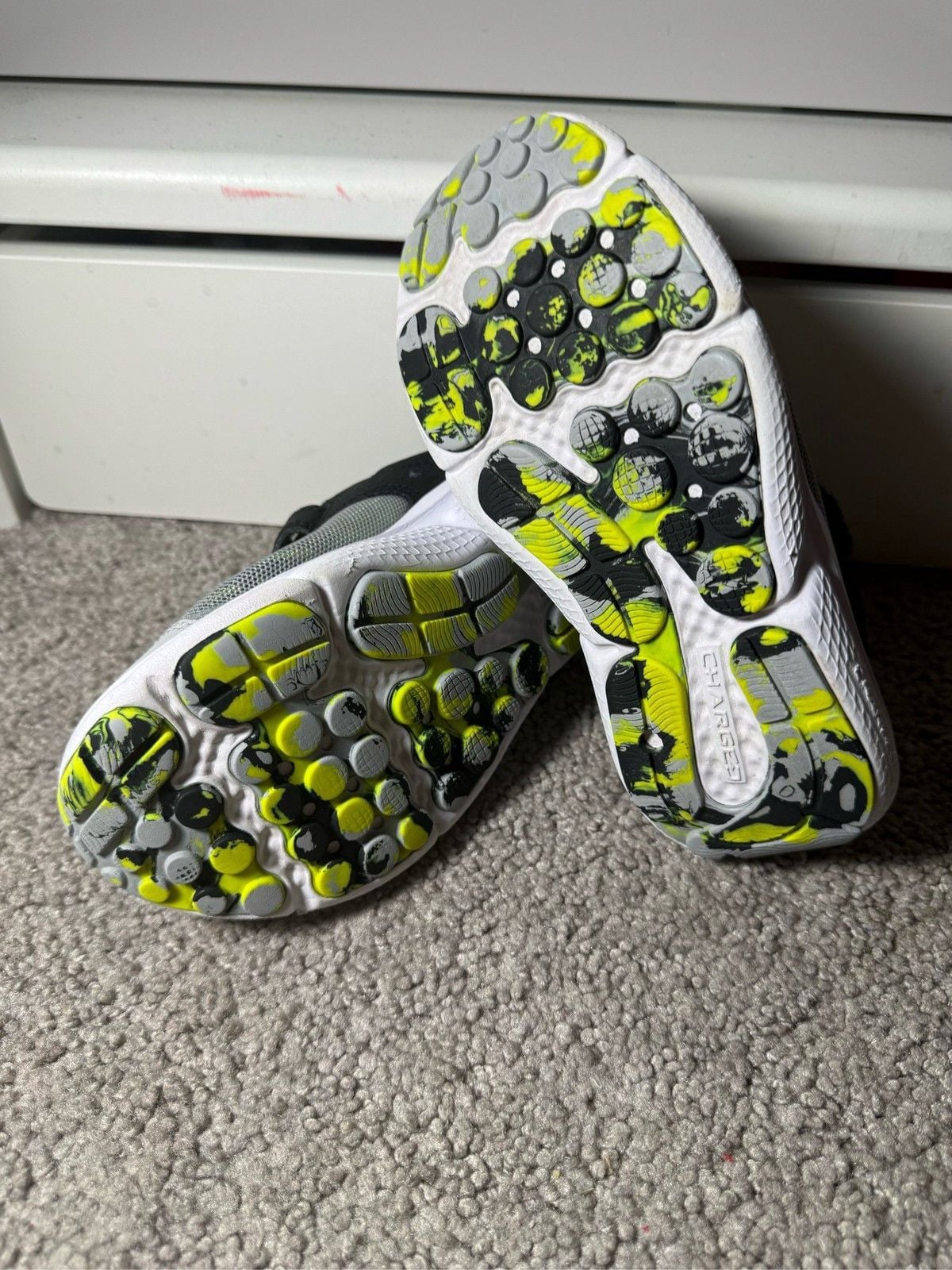 Under Armour Assert 10 AC Kids Running Shoes Gray Neon Green Hook Loop 4