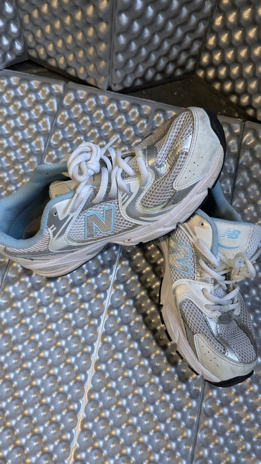 New Balance 530 Women's Size 5 White Silver Light Blue Running Shoes Sneakers 6