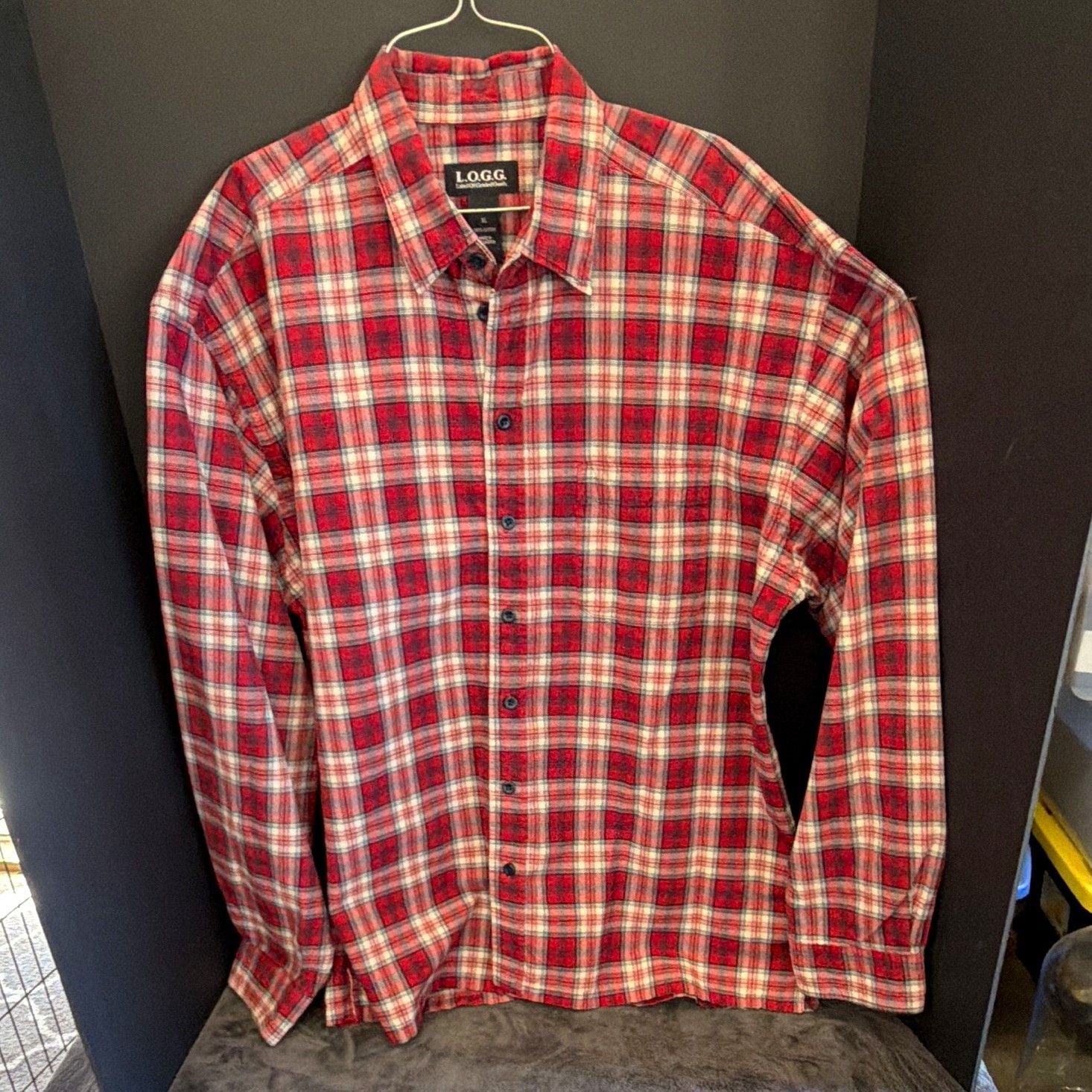 L.O.G.G. Men's XL Plaid Flannel Button-Up Shirt Long Sleeve Red White Black 2