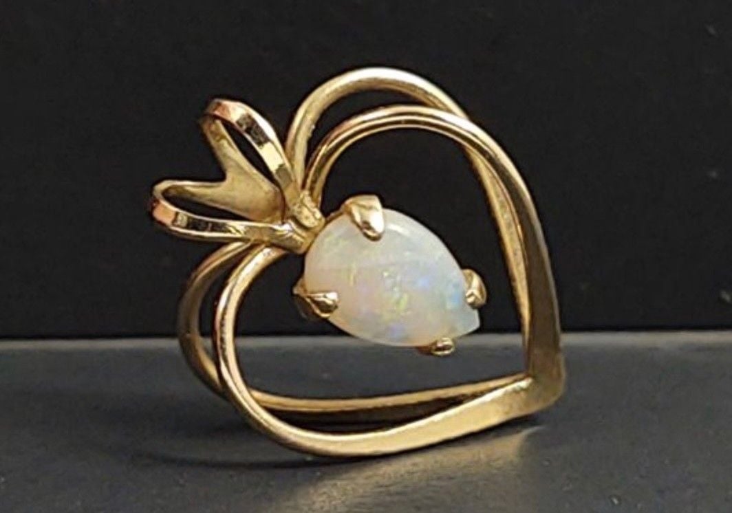 Vintage 14K Yellow Gold Pear Opal Heart Pendant | Open Double Frame | 0.6g 3