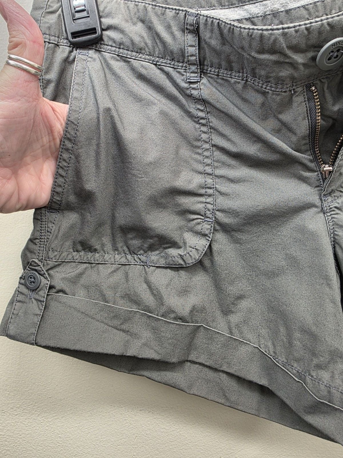 Nike womens shorts cuffed grey cargo pockets, Sz 6 Hiking, Activewear  7