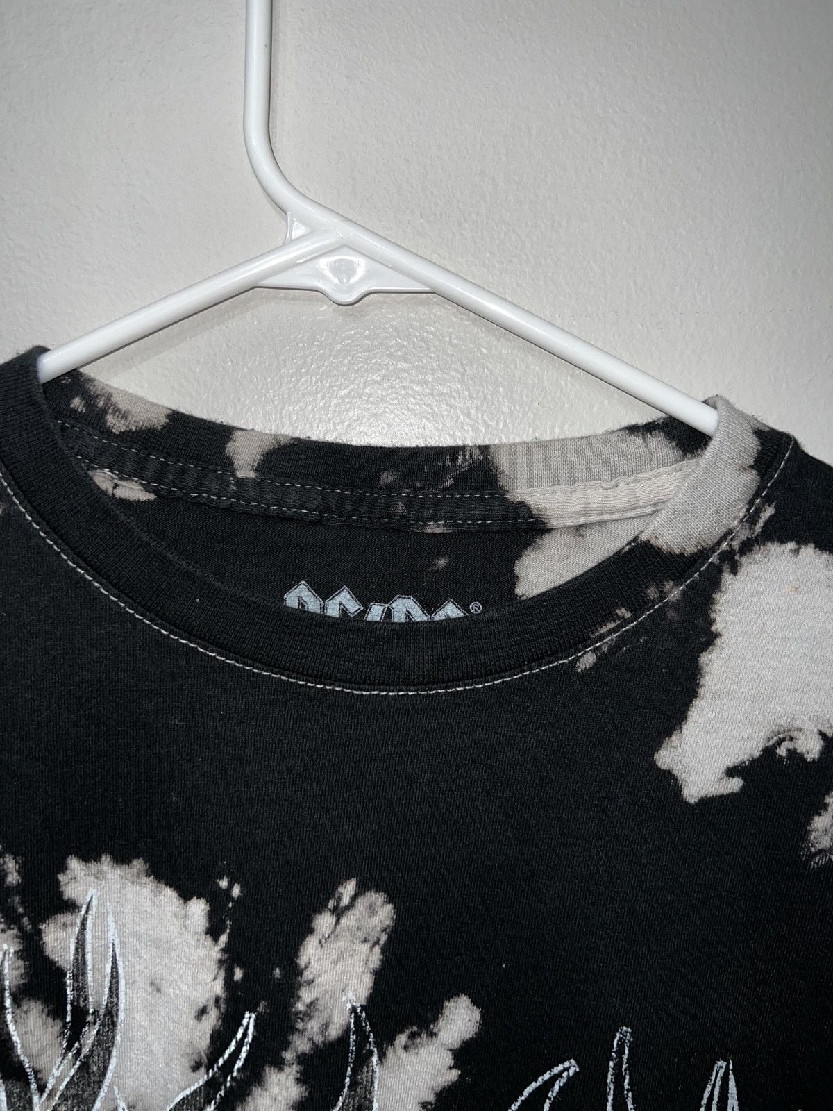 AC/DC Band T-Shirt Size L Black Off-White Tie Dye Bleach Swirl Flame Logo 4