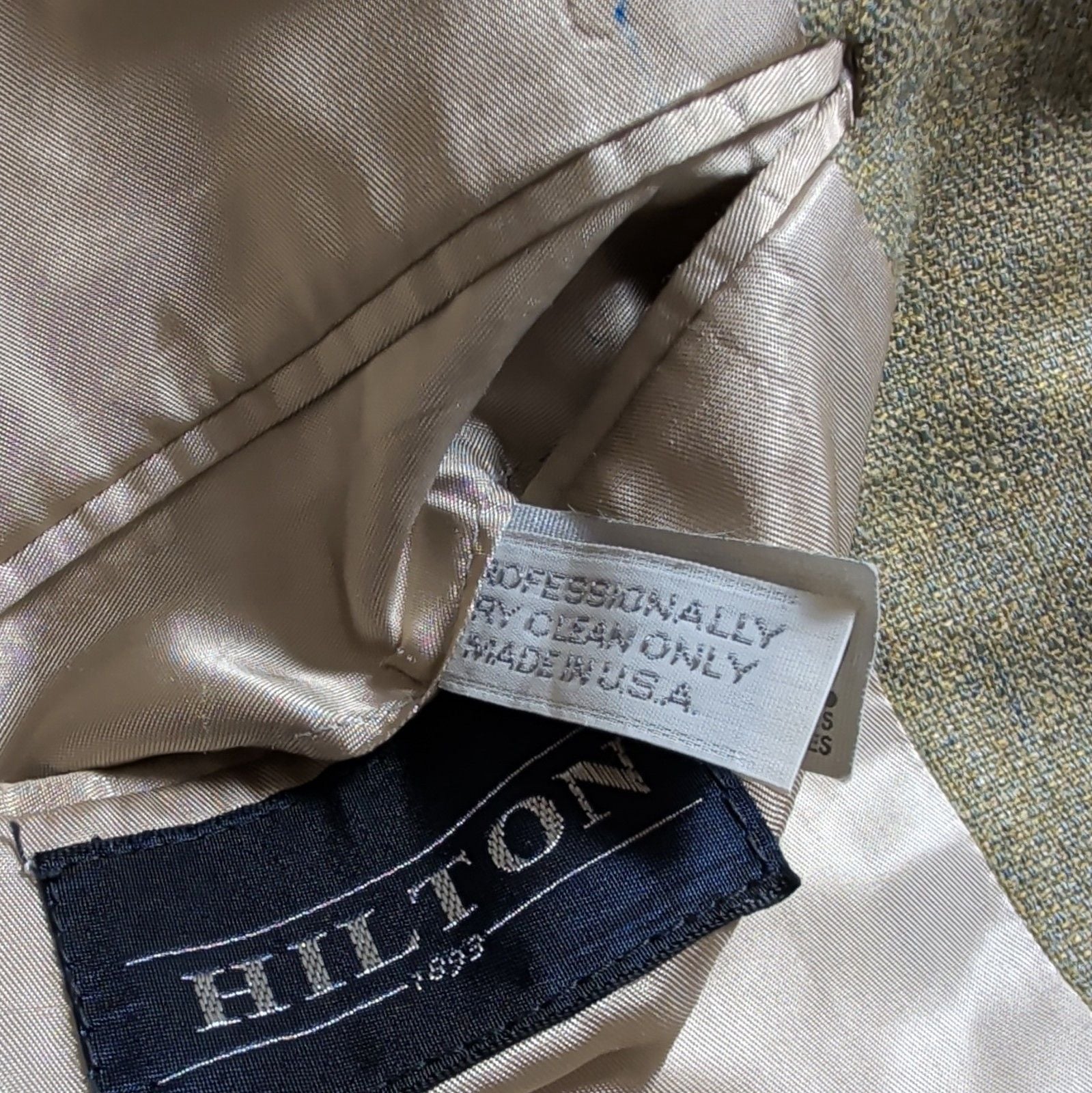 Vintage Hilton 1893 44 Long Sport Coat 100% Silk Blazer Made in USA Patch Pocket 13