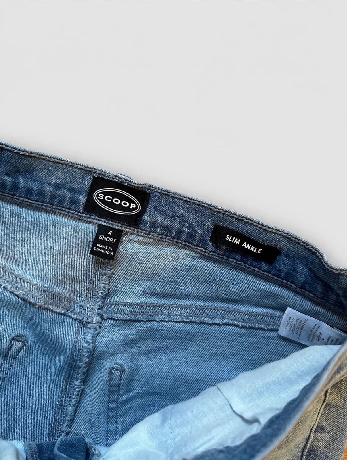 Product thumbnail 3