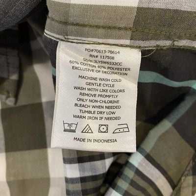 Levi’s Men's Classics Short Sleeve Button-Down Plaid Shirt Size L 9