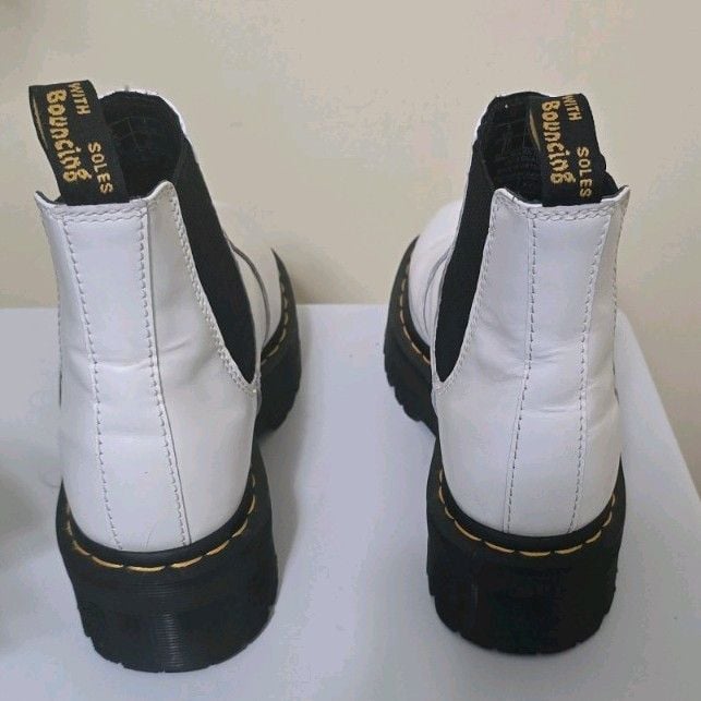 Doc Martens 2976 Chelsea Platform Boots Quad Smooth White Leather US SZ 8 BH 4