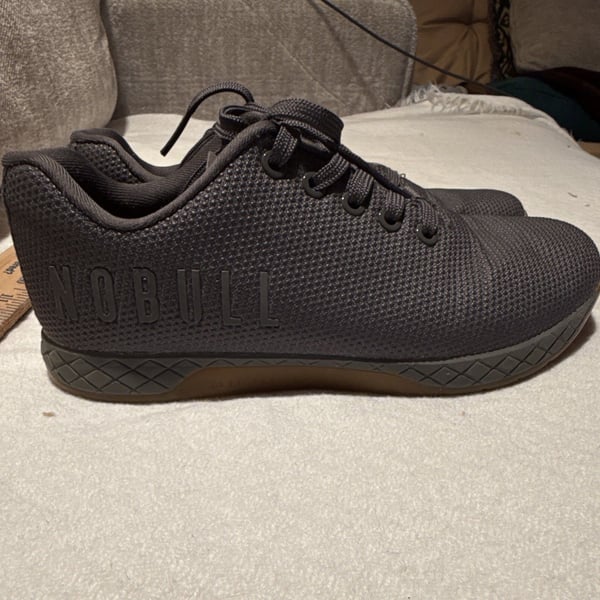 NOBULL Superfabric Trainer Gray gum CrossFit M6 W7.5 EU38.5