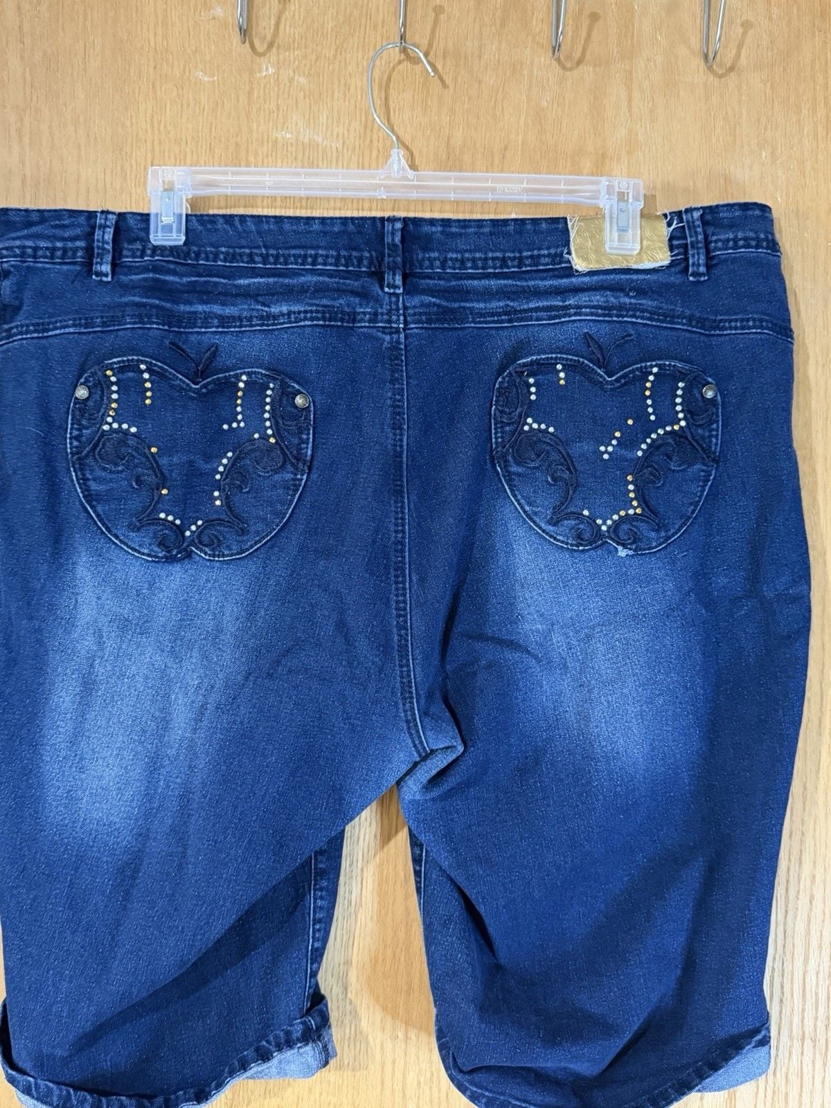 Product thumbnail 4