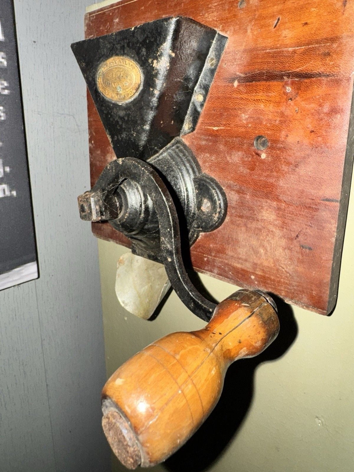 Antique Increase Wilson Wall Mount Cast Iron Coffee Grinder New London 5