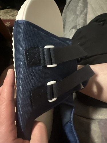 ProCare Med/Surg Shoe Post-Op Shoe SIZE : Medium Men (9-11 ) 5