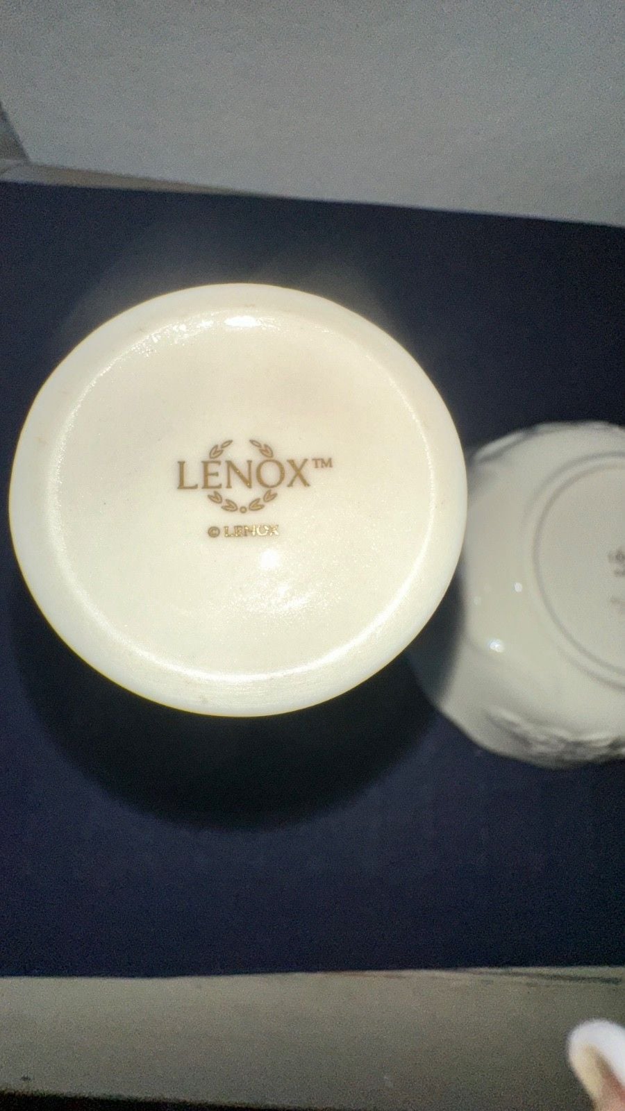 Set Lenox Ivory Rose 6 In. Bud Vase 24K Gold Trim Excellent Condition 8