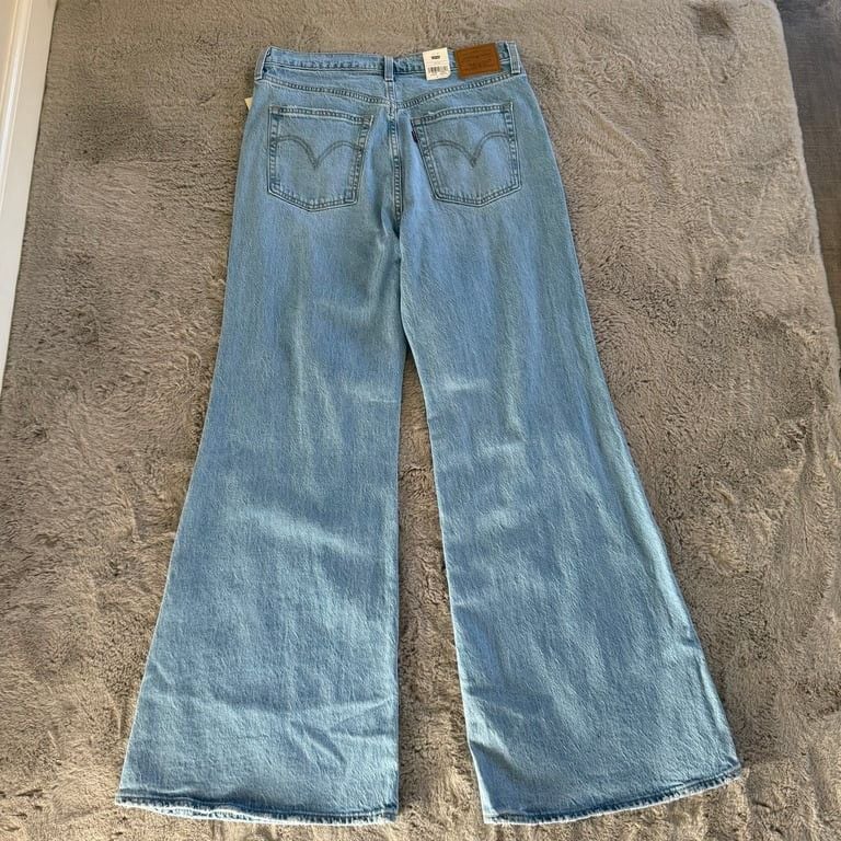 NWT Levi's Ribcage Bell High Rise Flare Jeans Size 32*32 Premium Baggy 10