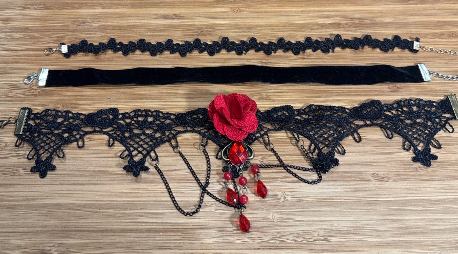 Black Lace and Red Rose Necklace Gothic Vampire Choker Victorian Style Set 2