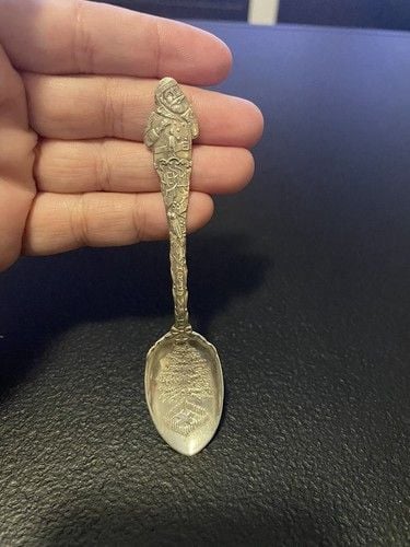 1893 J.H. Johnston & Co Merry Christmas Sterling Silver Souvenir Spoon 1