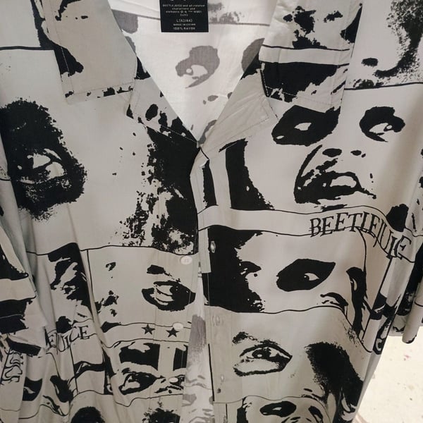 Beetle Juice Black and White Button Up Shirt Size Large