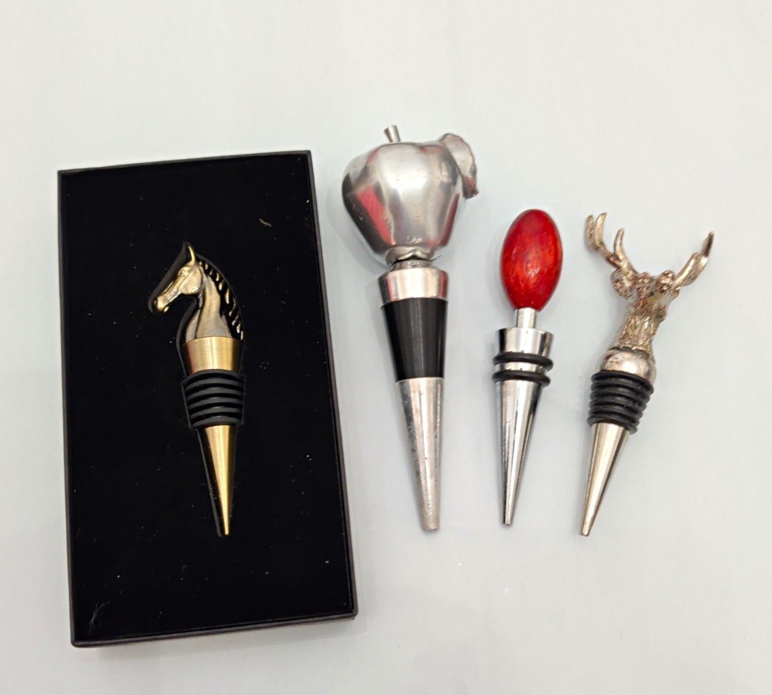 4pcDecorative Beverage Bottle Stopper Set Equestrian Stag Metal Wood Gift 1