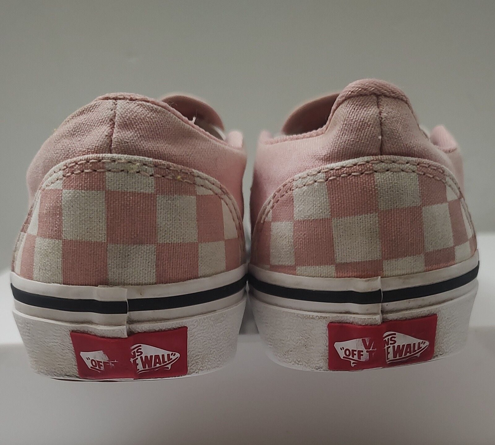 Vans Classic Slip-On Checkerboard Pink and White Sneakers, US(Wmn)6 5