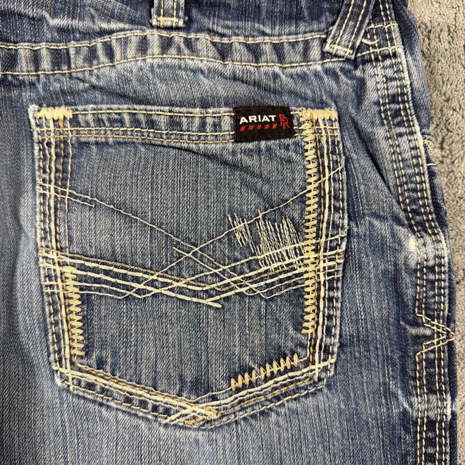Ariat FR M4 relaxed boot jeans 33x34 17