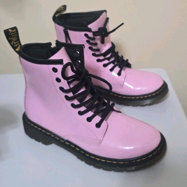 Dr. Martens Patent Leather Pink Combat 1460 Boots Bounce Kids Girls Size 3