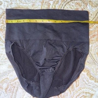 New Without Tags Ladies Shapeware Underwear Size XXL 8