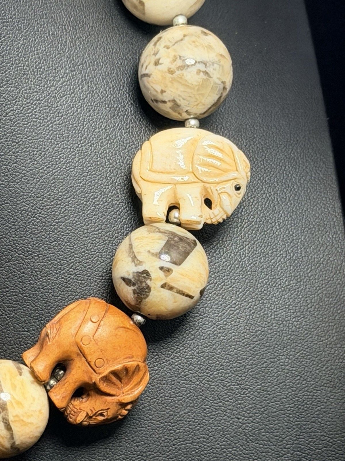 Vtg Chunky Artisan Bobe Carved Elephant & Fossil Stone Statement Necklace -Boho 5