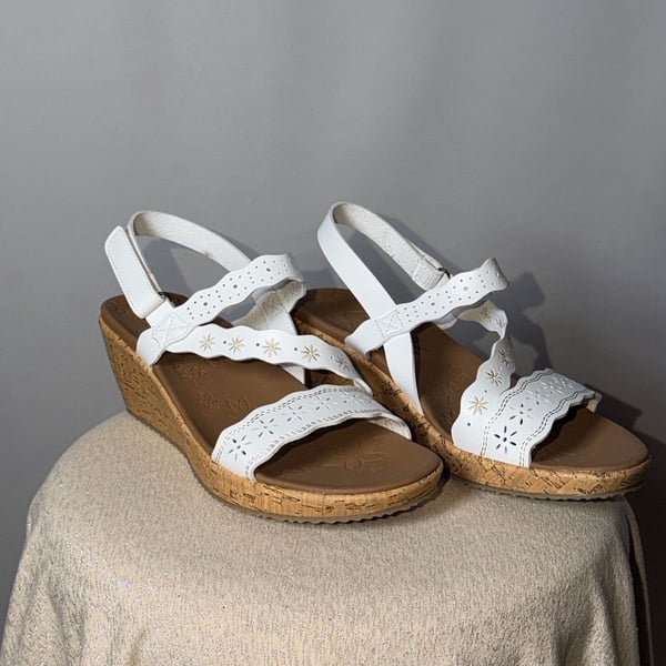 Skechers Cali Beverlee Arch Fit White Cork Wedge Sandals Women's Shoes