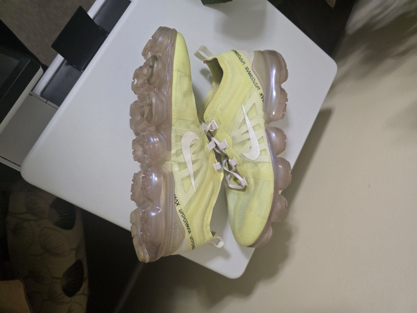 Nike Air Vapormax 2019 SE Yellow Running Shoes CI1246-302 Women’s Size 7.5 9