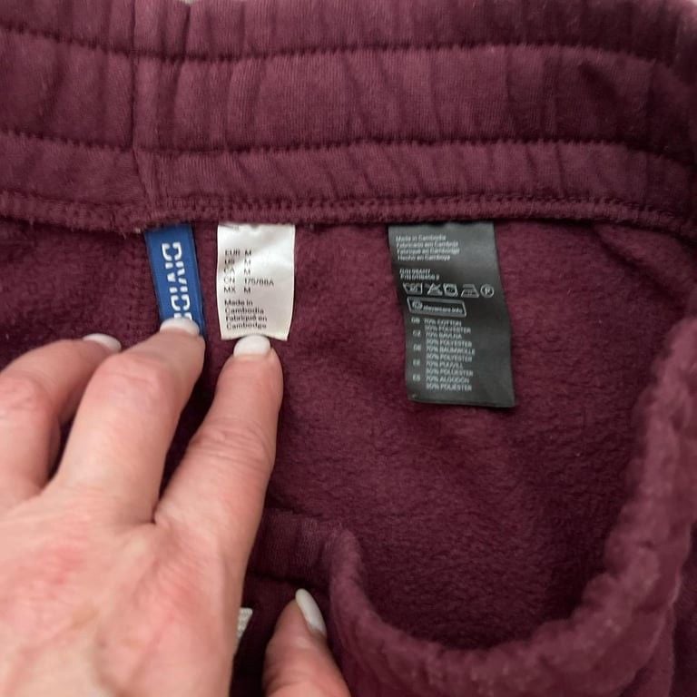 #DIVIDED by H & M # fleece #sweats. In pre-owned #great condition. Size #M. 4
