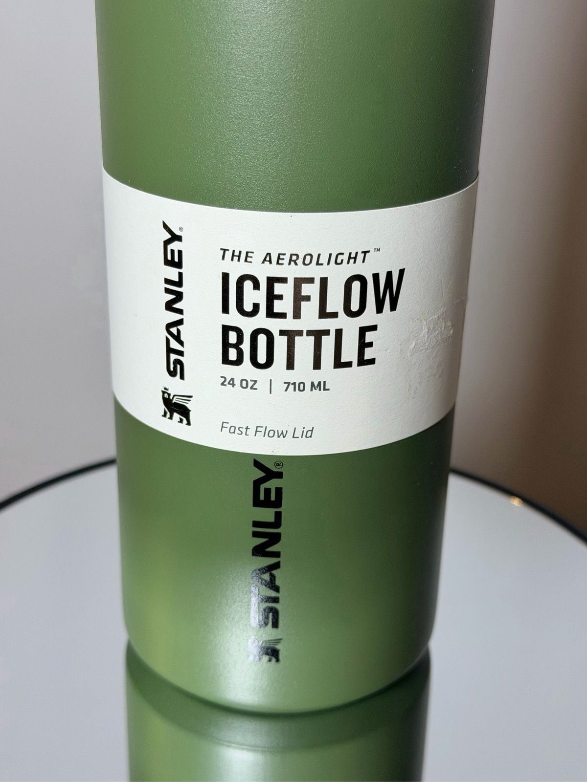 Stanley Aerolight IceFlow Bottle 24 oz Fast Flow Lid Green 710 ml 1