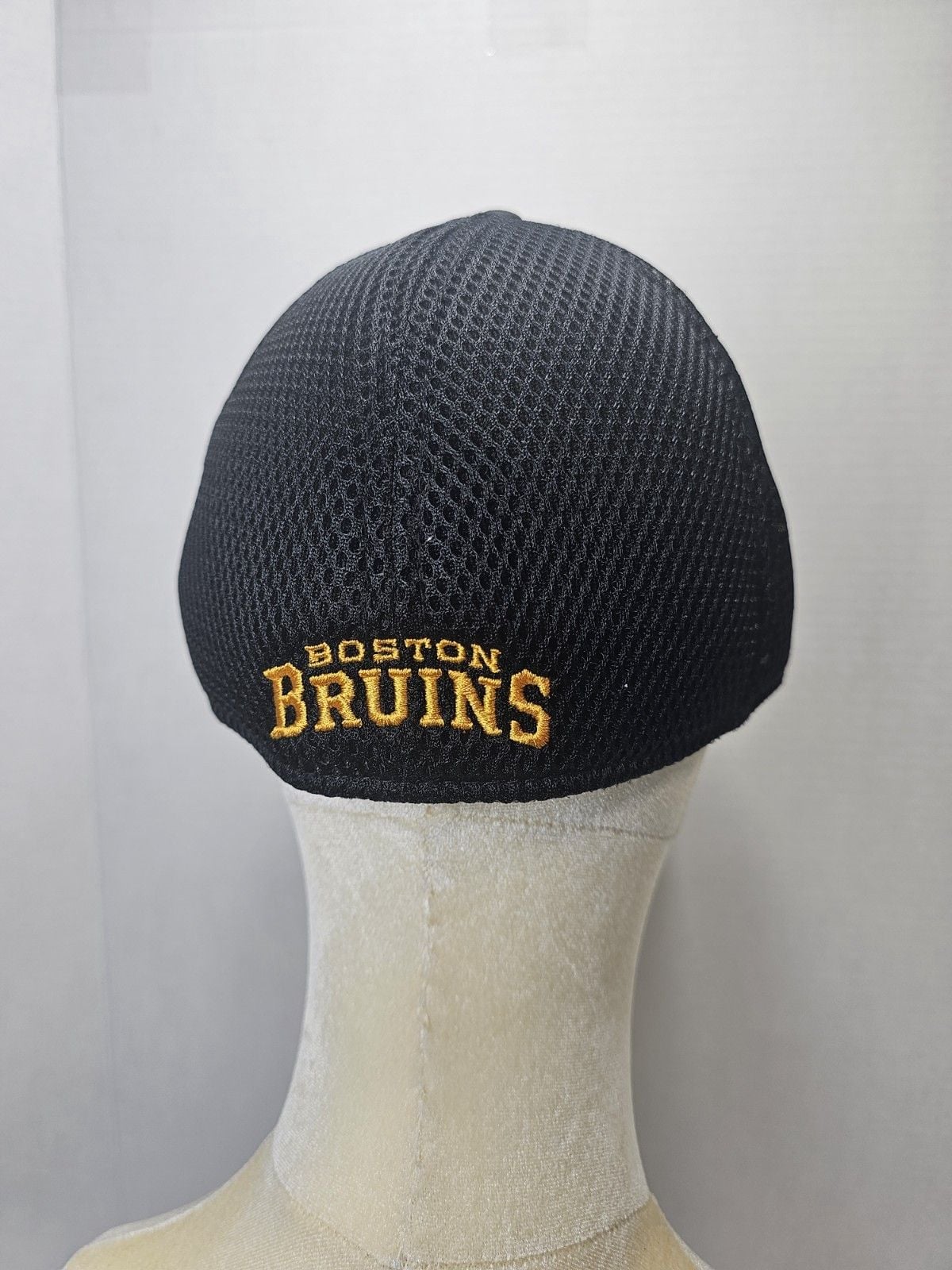 New Era Boston Bruins 39THIRTY M/L Black Camo Mesh Stretch Fit Hat NHL NWT 5