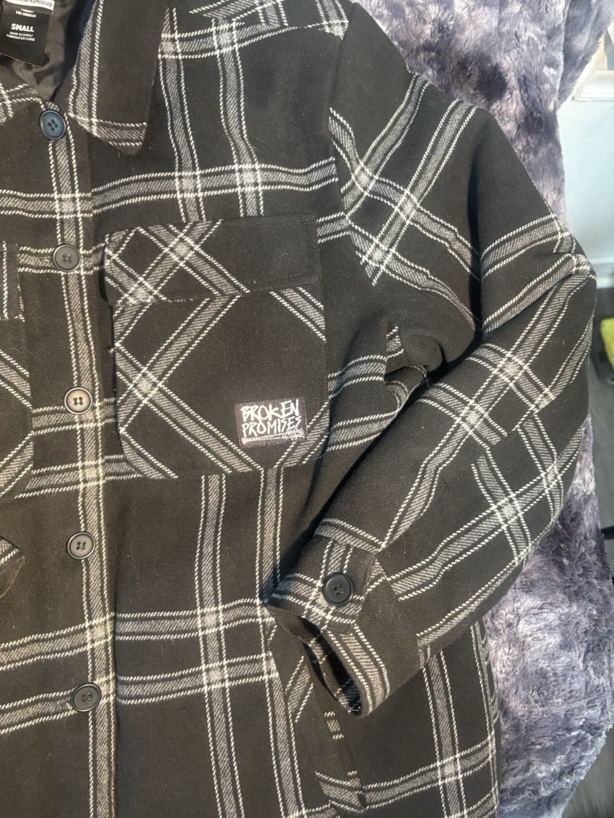 Broken Promises Plaid Flannel Shacket Jacket Womens Small Black Grey Button Up 4