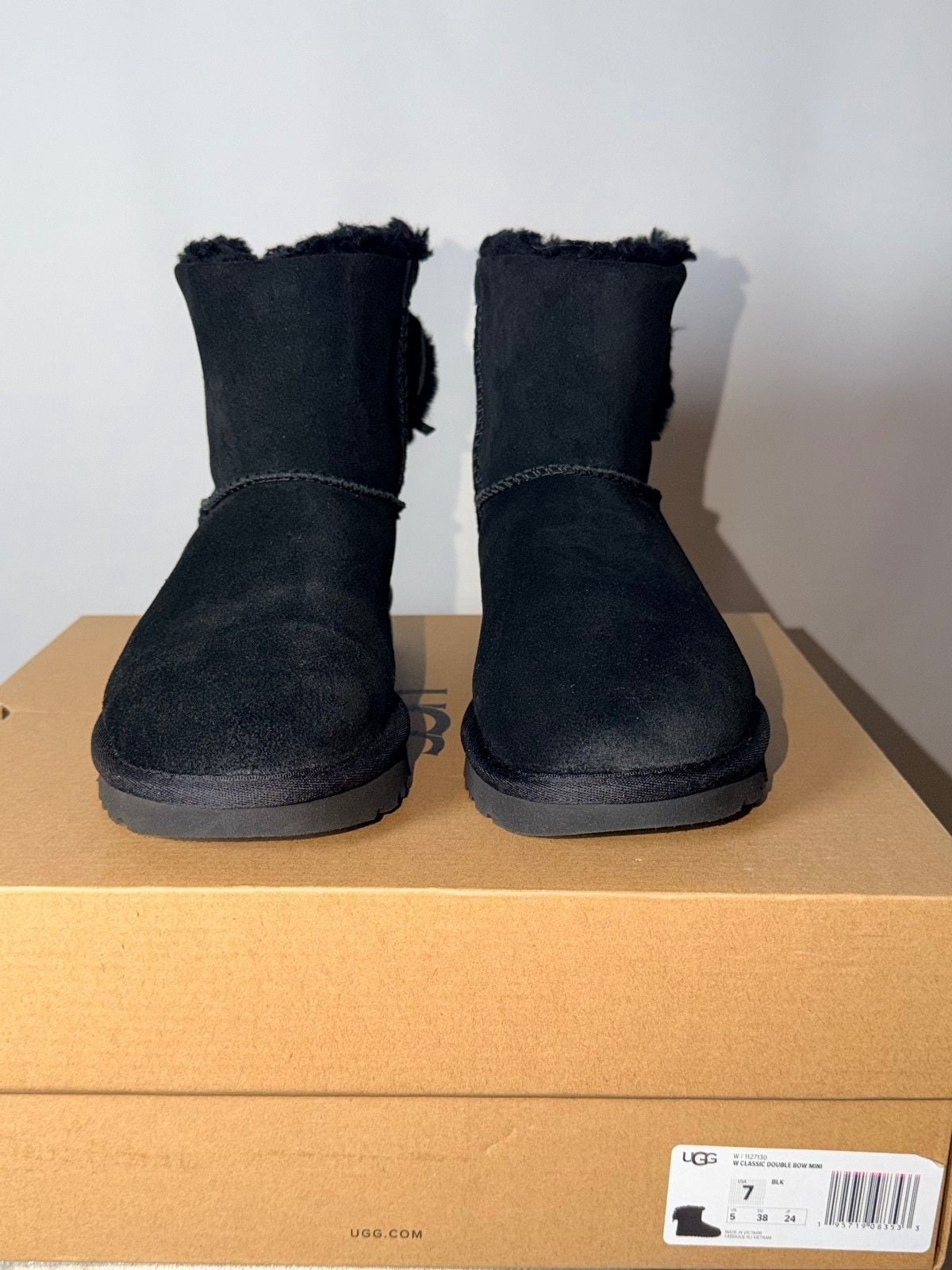 UGG Women's Classic Double Bow Mini Ankle Boots Black Size 7 3