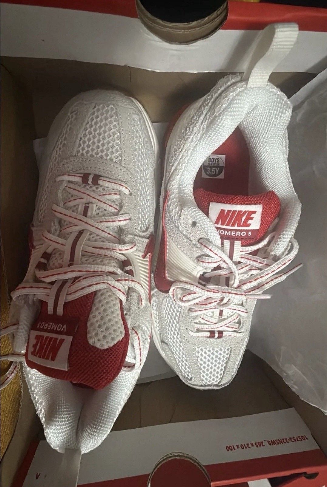Nike Vomero 5 SE (GS) White/Red Low Top Mesh Sneakers Kids US 3.5 IB5727-100 3